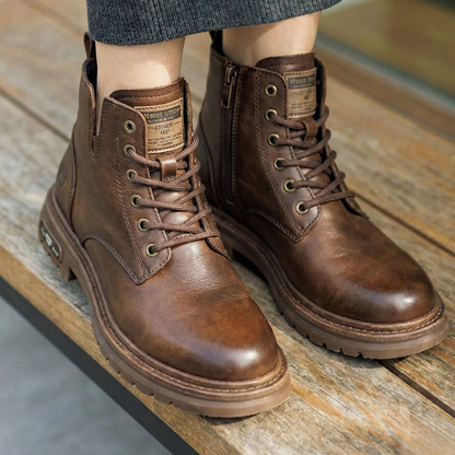 ELEVARA™ – 5cm厚底本革ブーツ