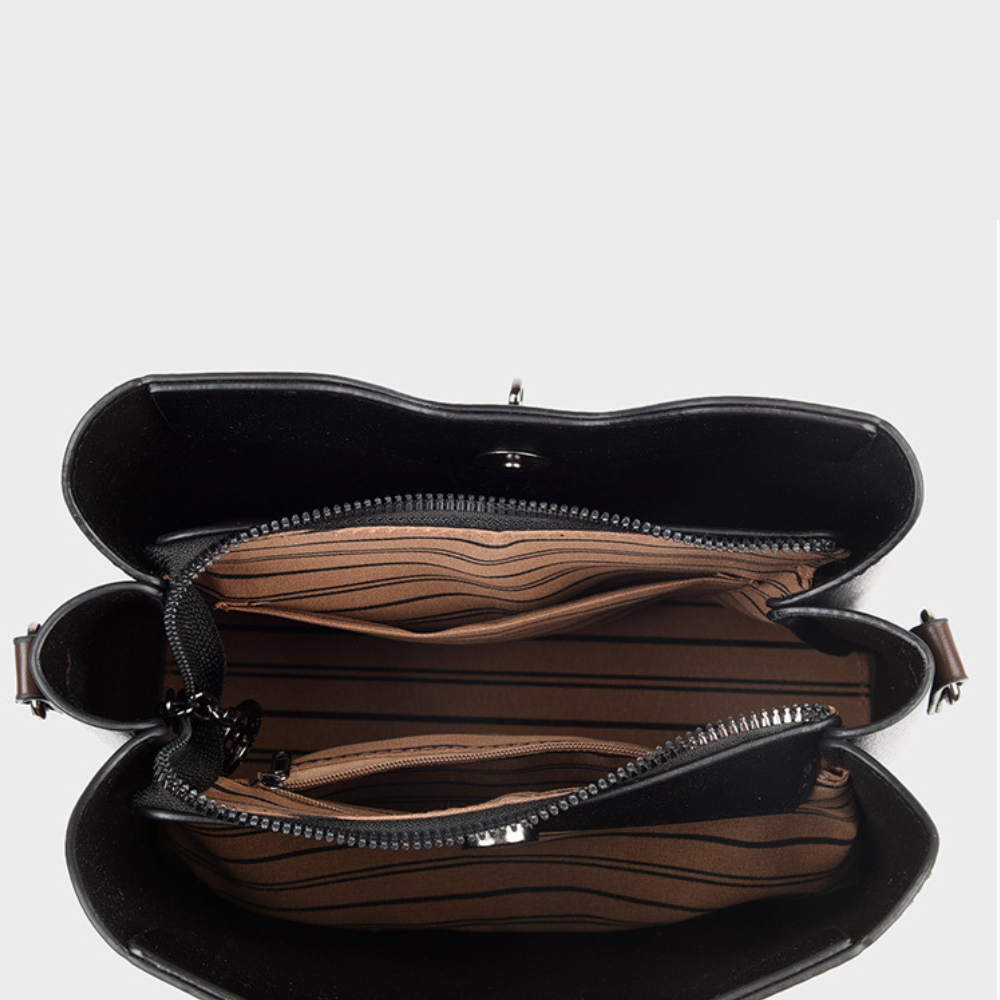 LEVORIA™ – レトロ栃木レザー製バケットバッグ