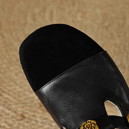 HOKUJO™ –  本革シープスキン マリージェーン カメリアアクセント付き