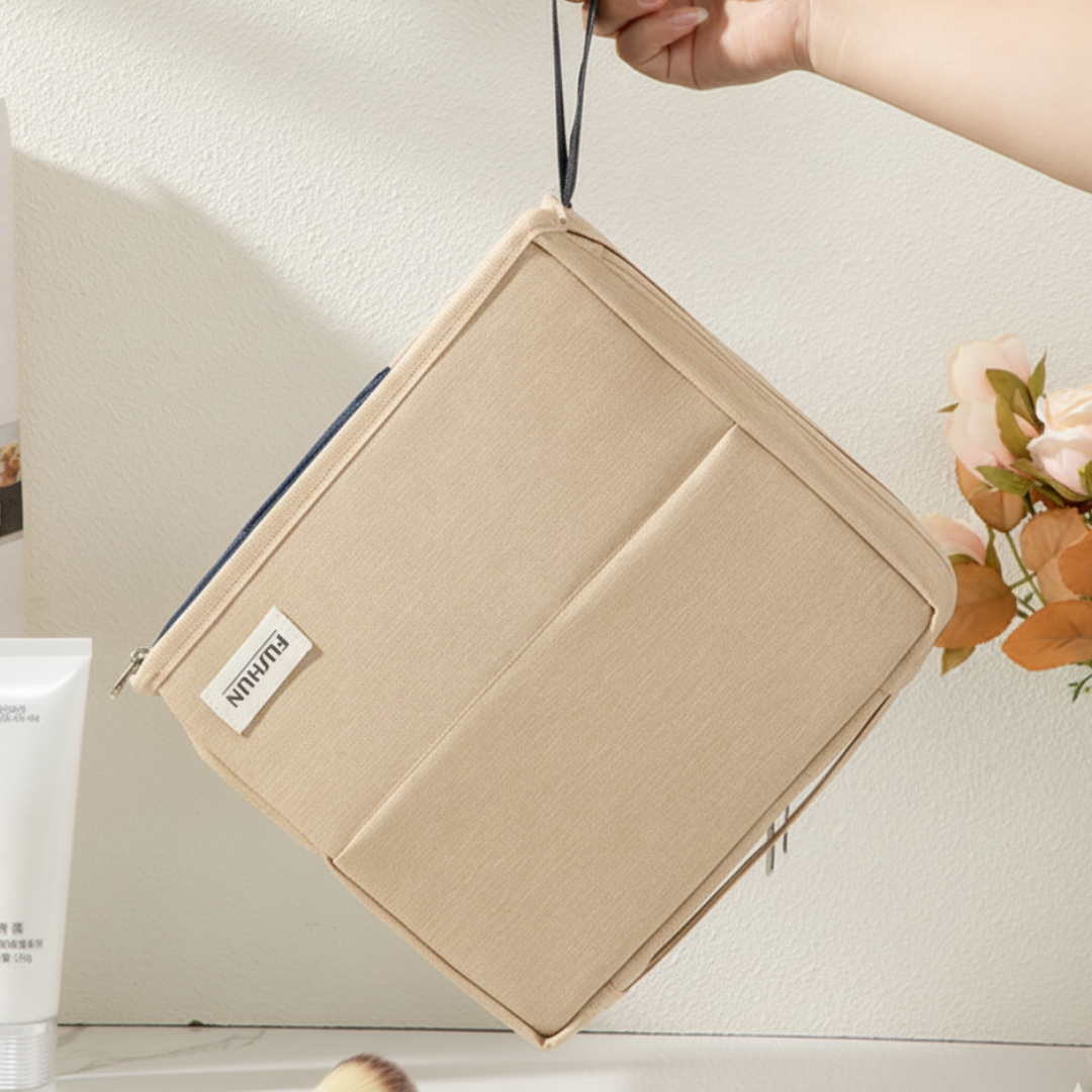 LUNETTE™ – メイクアップをすっきり収納できるポーチ (Beige)