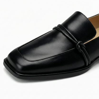 LUMINA™ – PUレザー スクエアトゥローファー