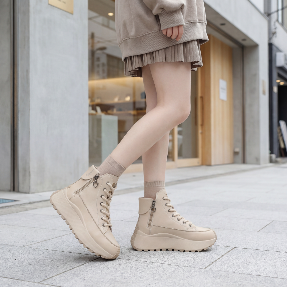 ELEVARA™ – 身長アッププラットフォームスニーカー