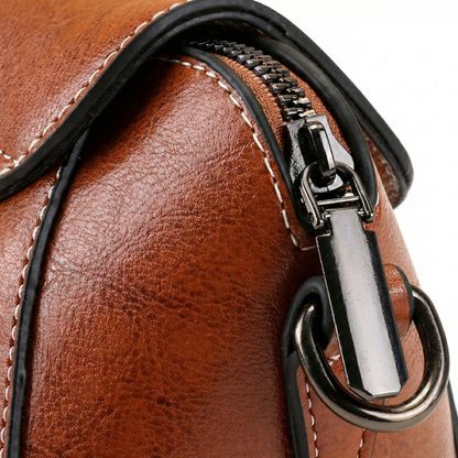 BELLANA™ – オイルワックスレザー ショルダーバッグ