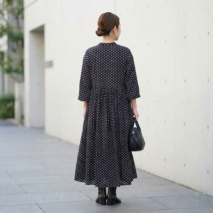 KIRARI™ – 多用途ドット柄マキシワンピース