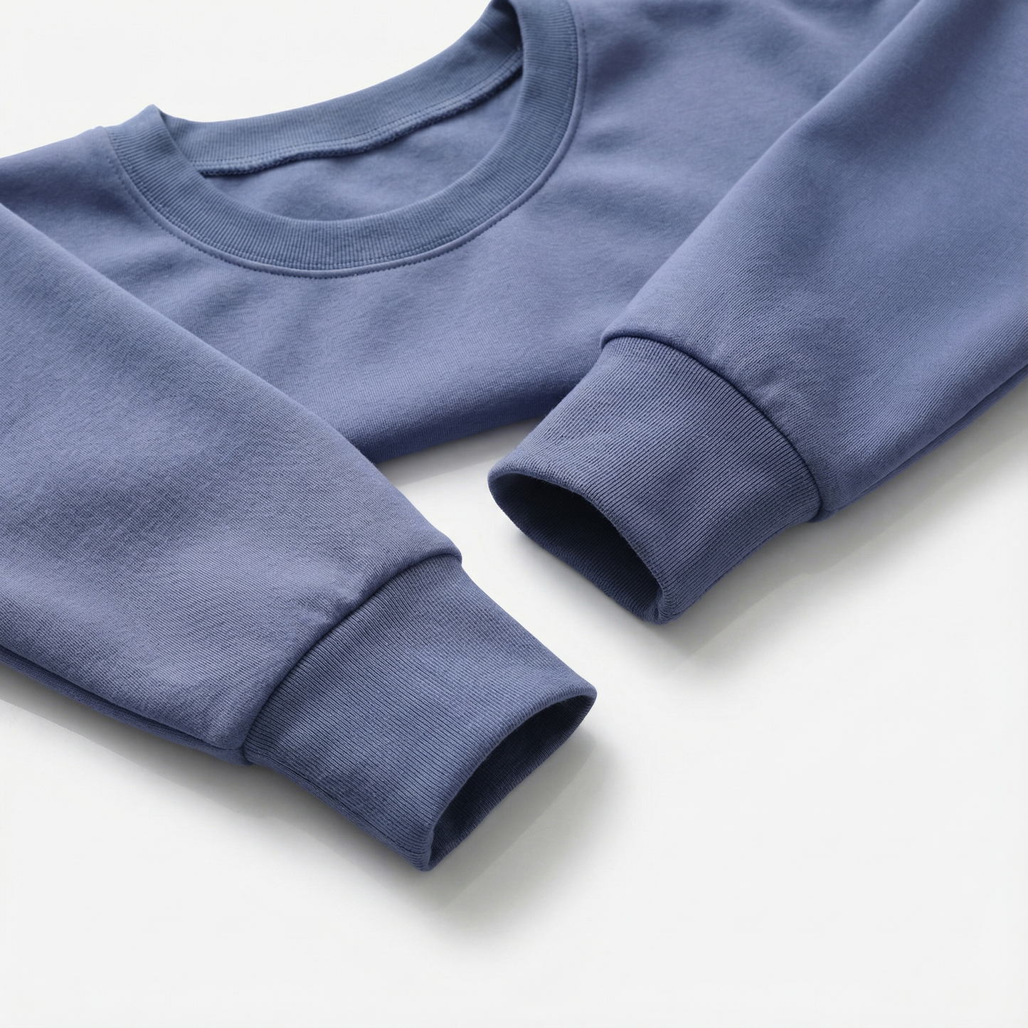 NURELLE™ – ソフトフリース裏地プルオーバー