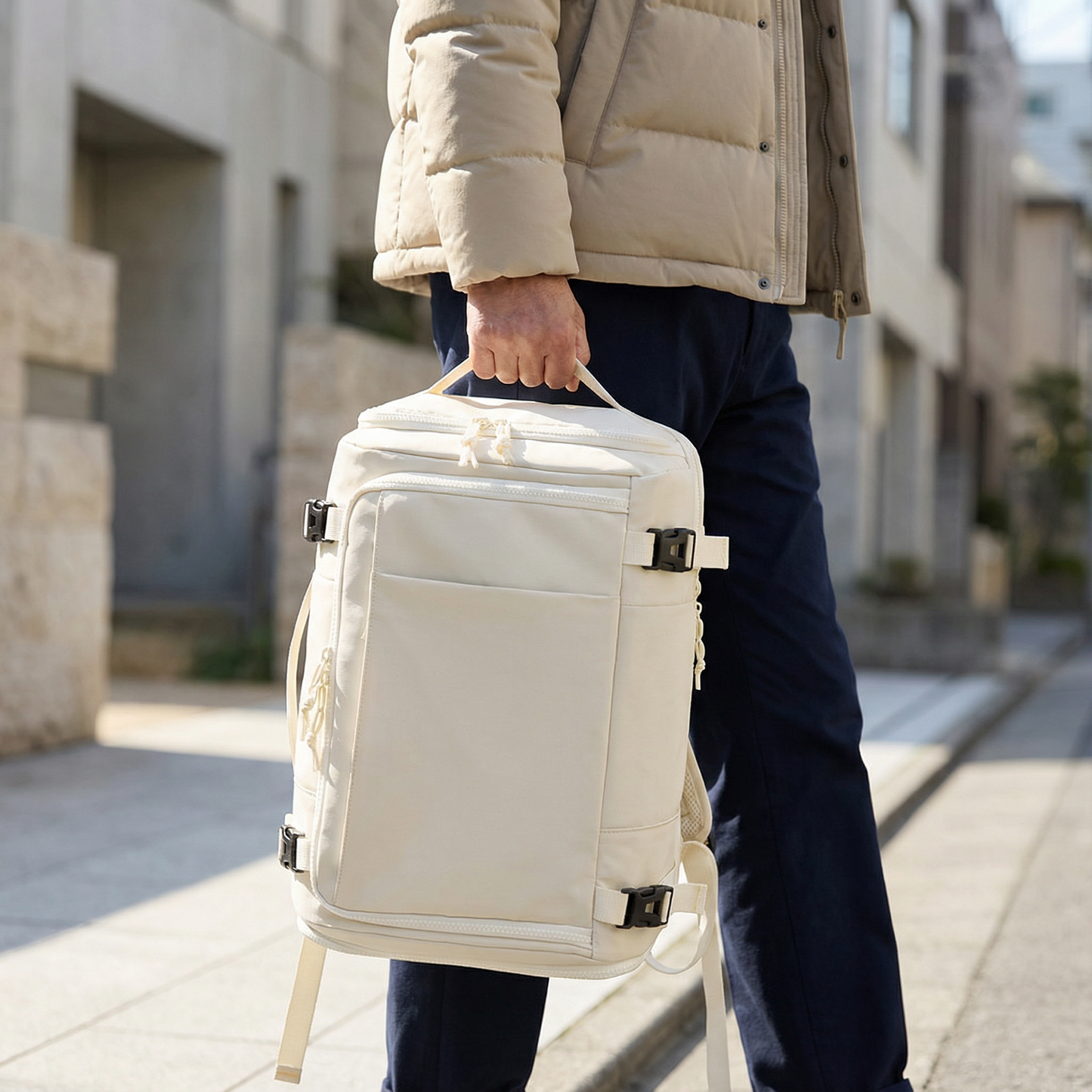 VELTRA™ – 衛生的 大容量トラベルバックパック