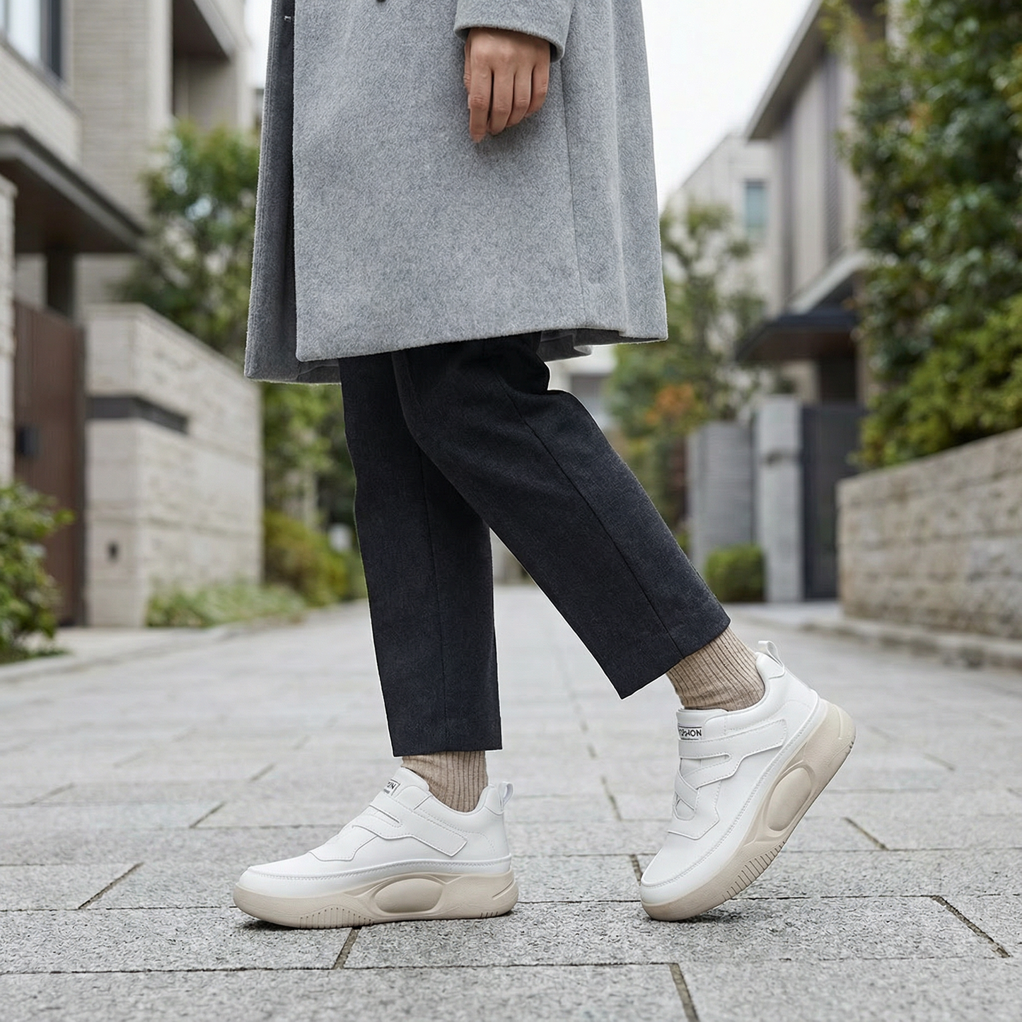 LOOPARA™ - クロスベルクロ厚底ハイカットスニーカー